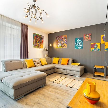 Art Gallery Apartment In Silver Mountain Poiana Brasov Ngoại thất bức ảnh